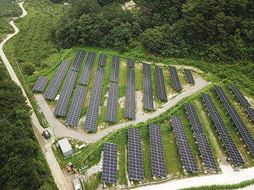 한국의 콘크리트 기초 태양광 접지 시스템. 650KW