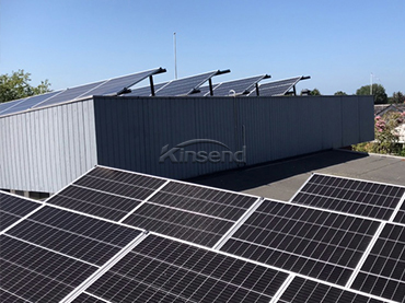 유럽 ​​덴마크에 있는 편평한 지붕 경사 산 조정가능한 발 태양광 프로젝트
